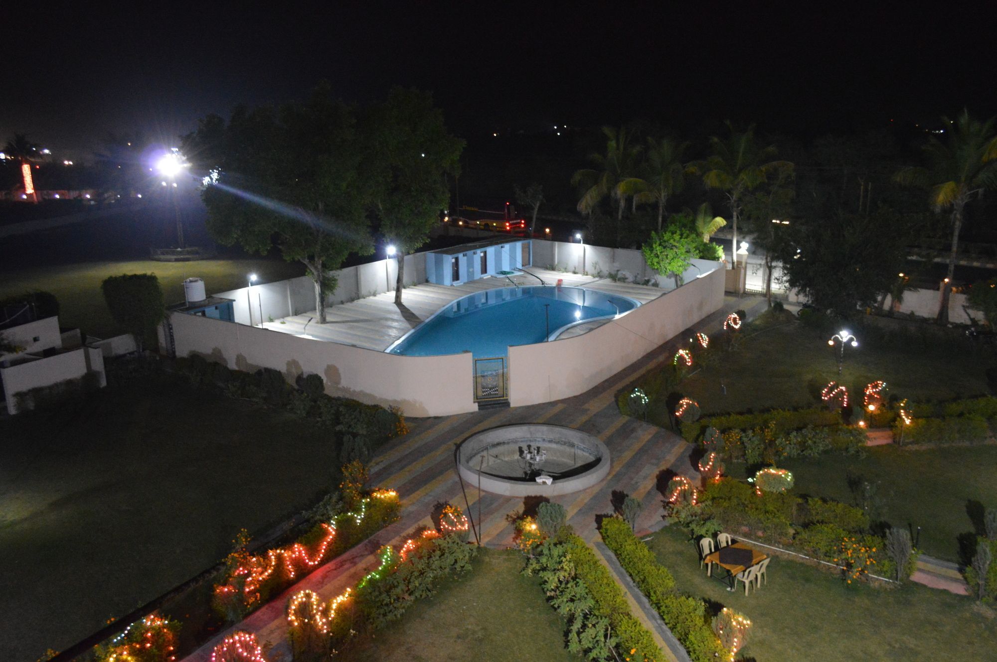 Hotel Sunrise N Resorts Nagpur Esterno foto